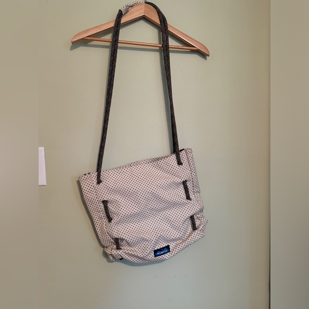 KAVU Cabot shoulder bag tote dot